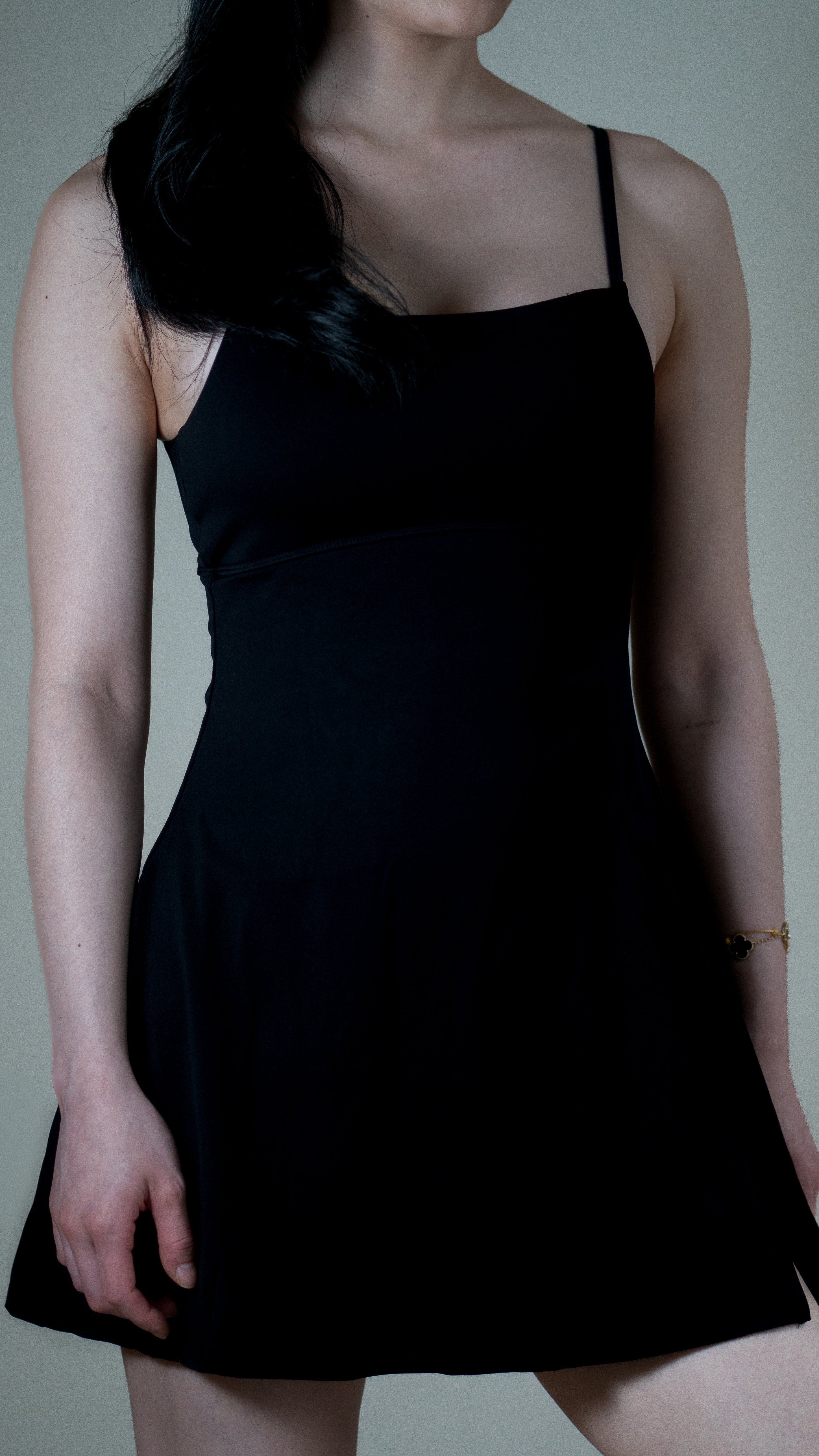 THE COURT DRESS: ONE PIECE, NO SECOND-GUESSING