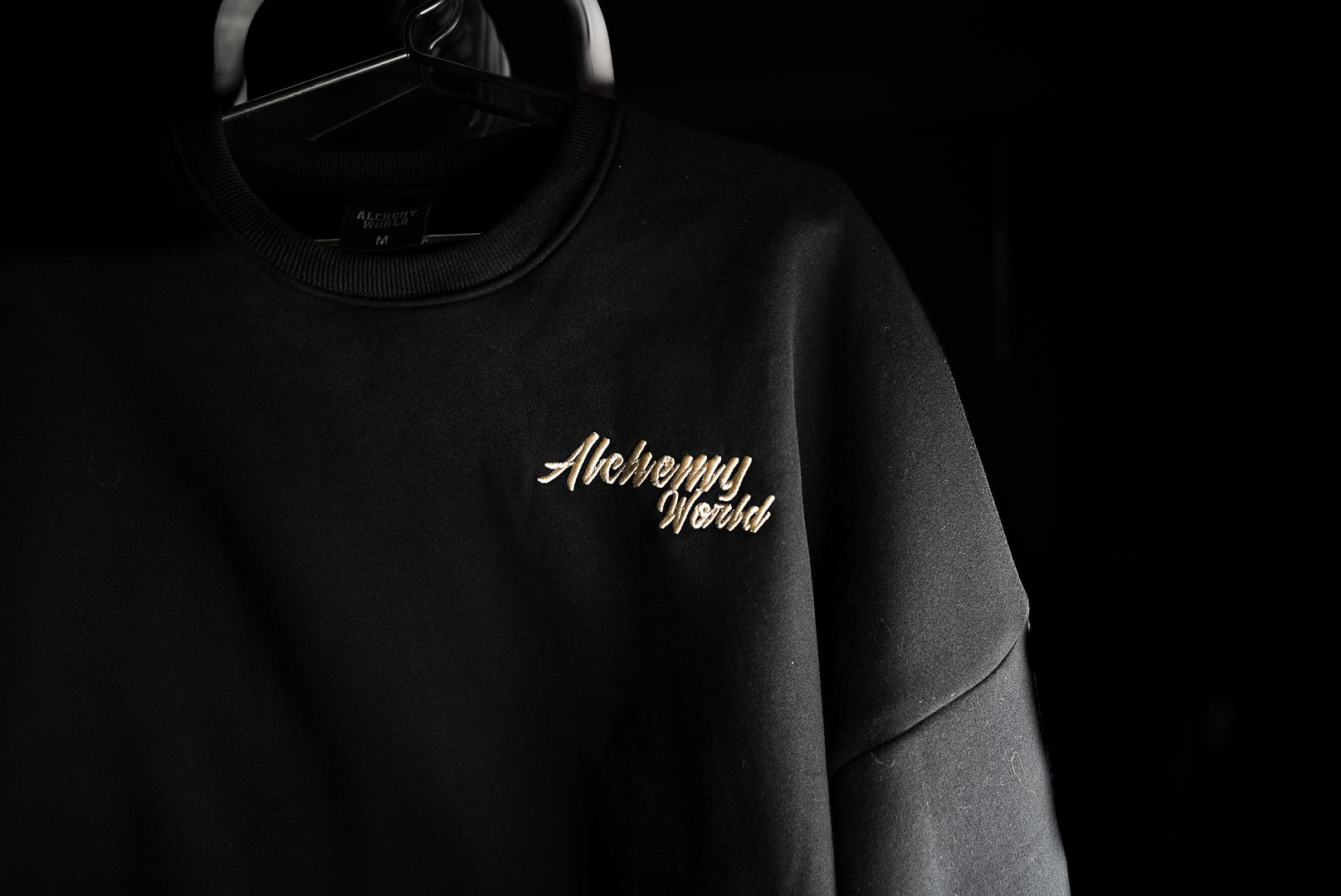 CLASSIC EMBROIDERED CREWNECK BLACK